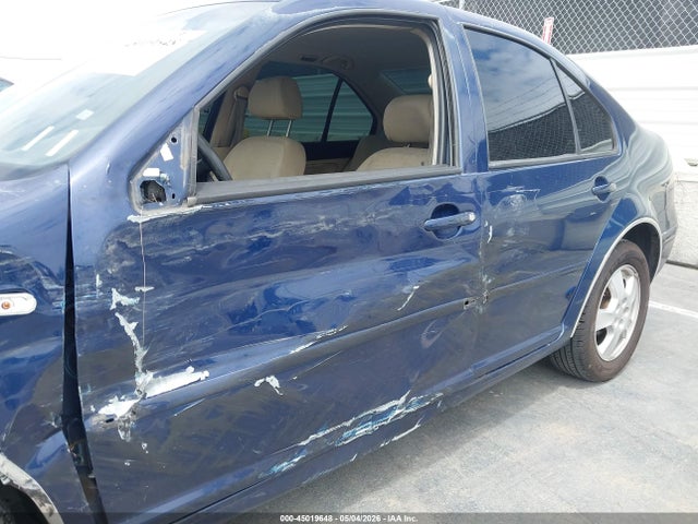 Продажа на аукционе авто 2001 Volkswagen Jetta Gl, vin: 3VWRK69M91M115279, номер лота: 45019648