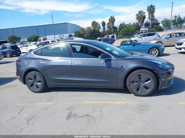 2019 Tesla Model 3 მანქანა იყიდება აუქციონზე, vin: 5YJ3E1EA1KF480320, აუქციონის ნომერი: 45019672