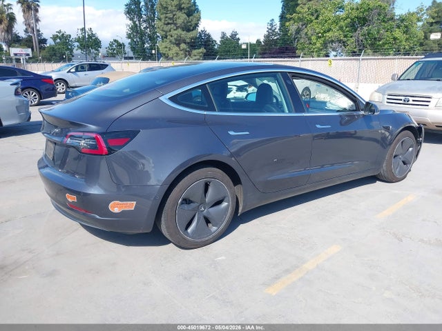 2019 Tesla Model 3 მანქანა იყიდება აუქციონზე, vin: 5YJ3E1EA1KF480320, აუქციონის ნომერი: 45019672