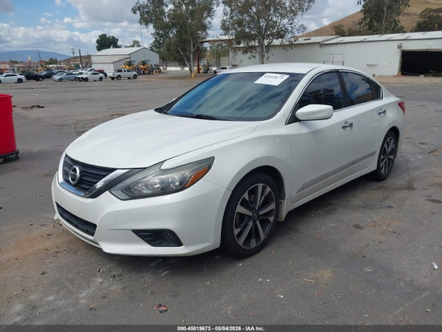 Nissan Altima 2.5 Sr 2016 1N4AL3AP7GC112270 Image 2