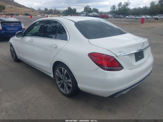 45019687 :رقم المزاد ، 55SWF8DB2LU332691 vin ، 2020 Mercedes-benz C 300 مزاد بيع