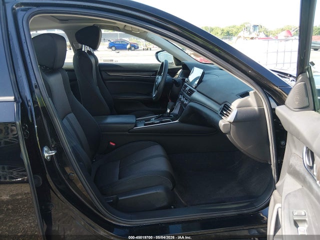 Продажа на аукционе авто 2018 Honda Accord Ex, vin: 1HGCV1F40JA225496, номер лота: 45019700