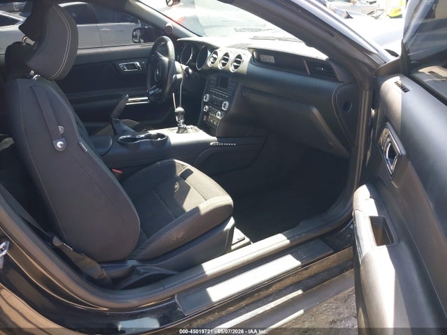 Ford Mustang V6 2016 1FA6P8AM3G5279226 Image 5
