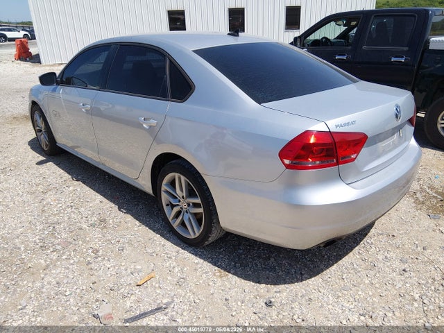 Продажа на аукционе авто 2015 Volkswagen Passat 1.8t Wolfsburg Edition, vin: 1VWAT7A38FC023236, номер лота: 45019770