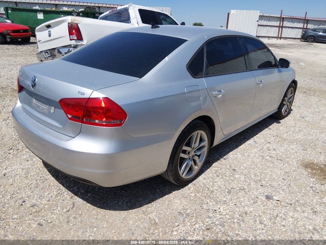 Продажа на аукционе авто 2015 Volkswagen Passat 1.8t Wolfsburg Edition, vin: 1VWAT7A38FC023236, номер лота: 45019770