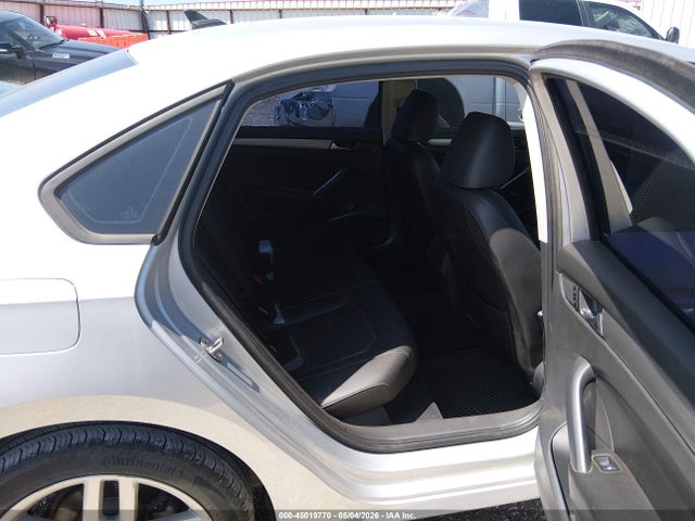 Продажа на аукционе авто 2015 Volkswagen Passat 1.8t Wolfsburg Edition, vin: 1VWAT7A38FC023236, номер лота: 45019770