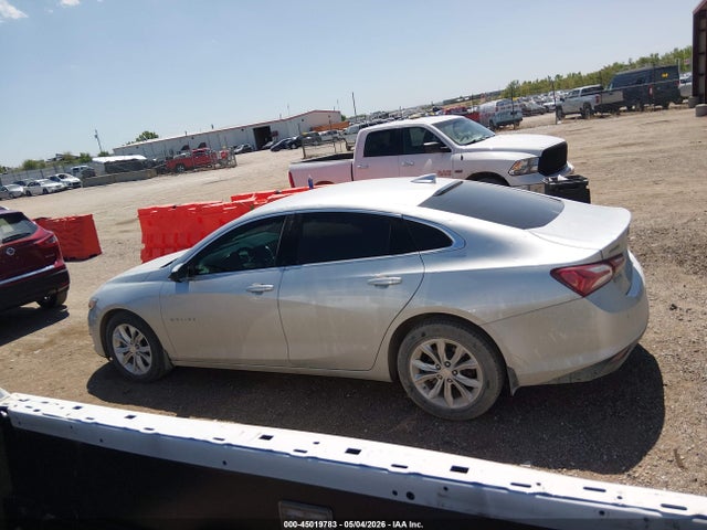 1G1ZD5ST3MF052251 Chevrolet Malibu Fwd Lt