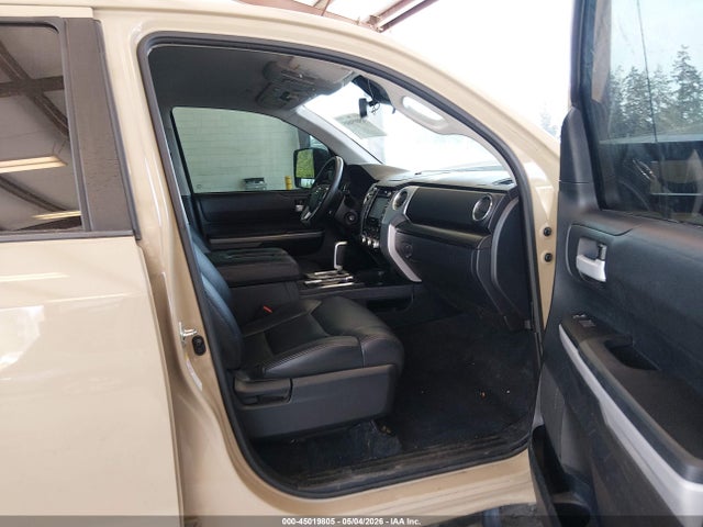 Продаж на аукціоні авто 2019 Toyota Tundra Sr5 5.7l V8, vin: 5TFDW5F16KX848164, номер лоту: 45019805