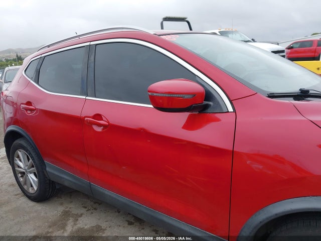 JN1BJ1CPXHW034298 Nissan Rogue Sport Sv