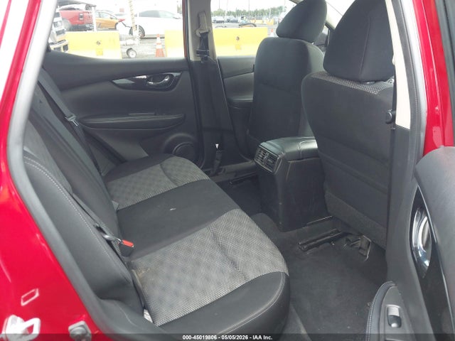 JN1BJ1CPXHW034298 Nissan Rogue Sport Sv
