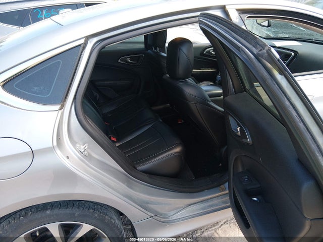Продаж на аукціоні авто 2015 Chrysler 200 C, vin: 1C3CCCCG7FN565280, номер лоту: 45019820