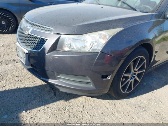 1G1PB5SG6E7371042 Chevrolet Cruze Ls Manual