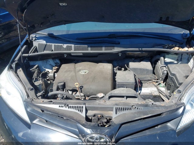 2018 Toyota Sienna L 7 Passenger მანქანა იყიდება აუქციონზე, vin: 5TDZZ3DC9JS962007, აუქციონის ნომერი: 45019899