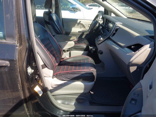 2018 Toyota Sienna L 7 Passenger მანქანა იყიდება აუქციონზე, vin: 5TDZZ3DC9JS962007, აუქციონის ნომერი: 45019899