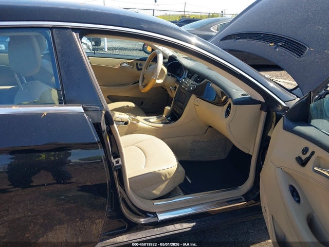 45019922 :رقم المزاد ، WDDDJ72X87A099470 vin ، 2007 Mercedes-benz Cls 550 مزاد بيع