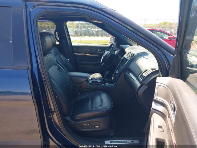 2017 Ford Explorer Platinum მანქანა იყიდება აუქციონზე, vin: 1FM5K8HT4HGD80181, აუქციონის ნომერი: 45019924