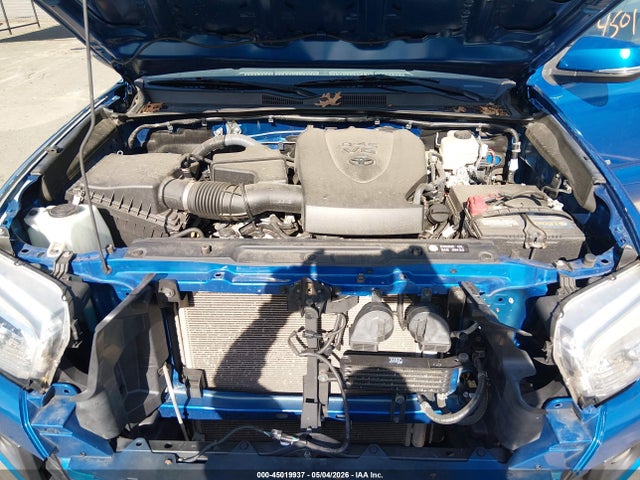 45019937 :رقم المزاد ، 3TMDZ5BN8HM017635 vin ، 2017 Toyota Tacoma Trd Off Road مزاد بيع