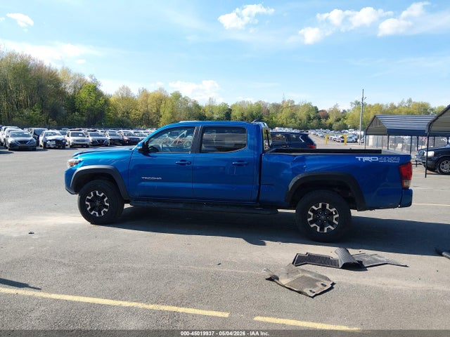 45019937 :رقم المزاد ، 3TMDZ5BN8HM017635 vin ، 2017 Toyota Tacoma Trd Off Road مزاد بيع