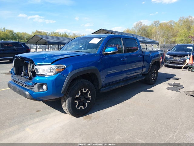 45019937 :رقم المزاد ، 3TMDZ5BN8HM017635 vin ، 2017 Toyota Tacoma Trd Off Road مزاد بيع