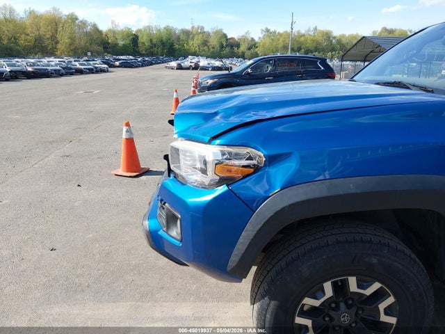 45019937 :رقم المزاد ، 3TMDZ5BN8HM017635 vin ، 2017 Toyota Tacoma Trd Off Road مزاد بيع