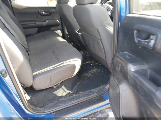 45019937 :رقم المزاد ، 3TMDZ5BN8HM017635 vin ، 2017 Toyota Tacoma Trd Off Road مزاد بيع