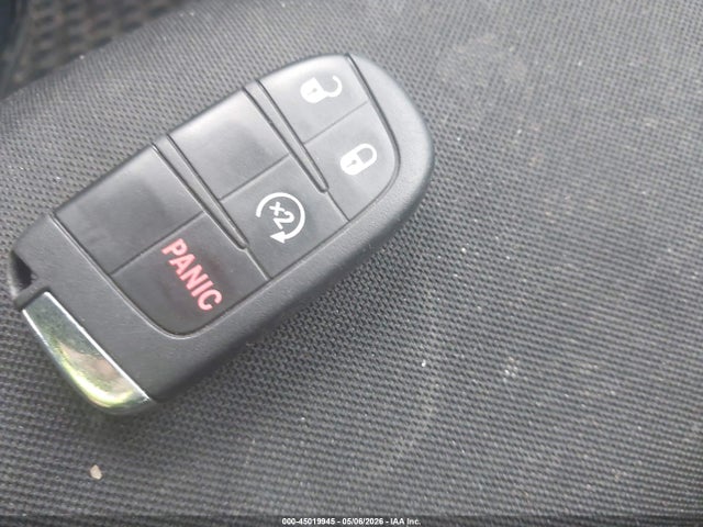 2019 Jeep Renegade Altitude 4x4 მანქანა იყიდება აუქციონზე, vin: ZACNJBBBXKPK26697, აუქციონის ნომერი: 45019945