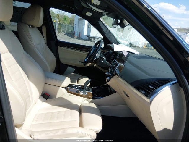 45019971 :رقم المزاد ، 5UXTR9C58KLD92789 vin ، 2019 Bmw X3 Xdrive30i مزاد بيع