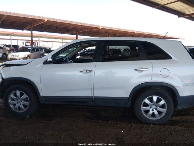 Продажа на аукционе авто 2011 Kia Sorento Lx, vin: 5XYKT3A18BG065684, номер лота: 45019998