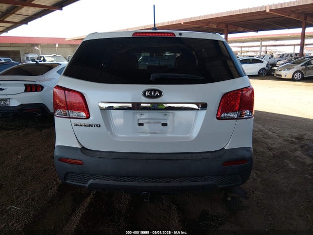 Продажа на аукционе авто 2011 Kia Sorento Lx, vin: 5XYKT3A18BG065684, номер лота: 45019998