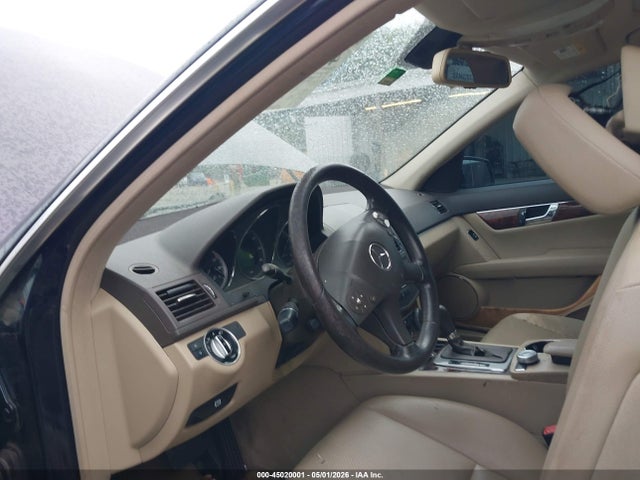 Продажа на аукционе авто 2011 Mercedes-benz C 300 Luxury/sport, vin: WDDGF5EB3BR171401, номер лота: 45020001