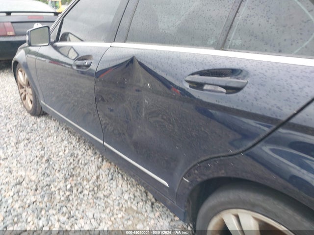 Продажа на аукционе авто 2011 Mercedes-benz C 300 Luxury/sport, vin: WDDGF5EB3BR171401, номер лота: 45020001