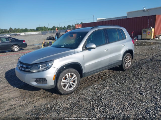2015 Volkswagen Tiguan S მანქანა იყიდება აუქციონზე, vin: WVGAV7AX5FW611024, აუქციონის ნომერი: 45020009