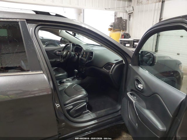 Продажа на аукционе авто 2019 Jeep Cherokee Latitude Plus 4x4, vin: 1C4PJMLN4KD229609, номер лота: 45020018