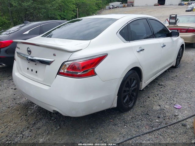 Продажа на аукционе авто 2015 Nissan Altima 2.5 S, vin: 1N4AL3AP6FN404091, номер лота: 45020069
