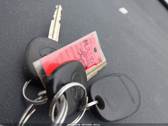 45020146 :رقم المزاد ، 5TDYK3DCXBS123680 vin ، 2011 Toyota Sienna Xle V6 مزاد بيع