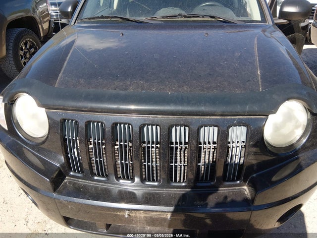 45020195 :رقم المزاد ، 1J4FF47B59D121484 vin ، 2009 Jeep Compass Sport مزاد بيع