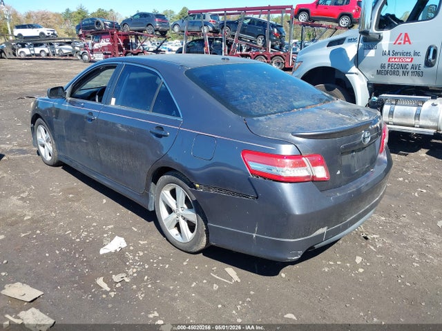 45020256 :رقم المزاد ، 4T1BF3EK6AU041323 vin ، 2010 Toyota Camry Se مزاد بيع