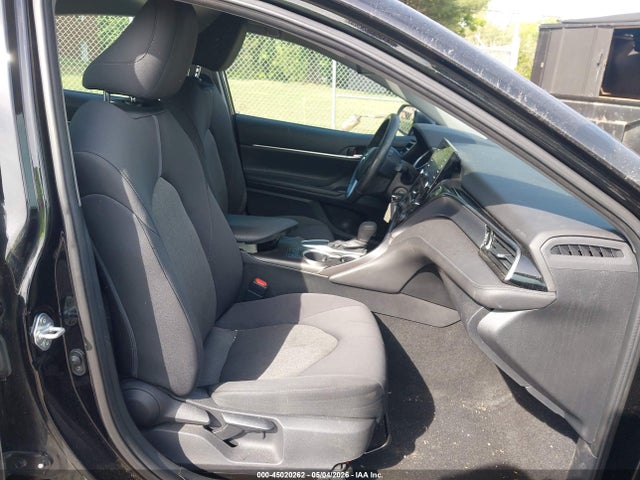 Продажа на аукционе авто 2021 Toyota Camry Le, vin: 4T1C11AK7MU430599, номер лота: 45020262