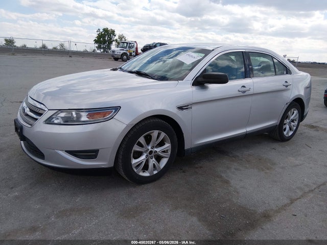 45020267 :رقم المزاد ، 1FAHP2EW8BG130339 vin ، 2011 Ford Taurus Sel مزاد بيع