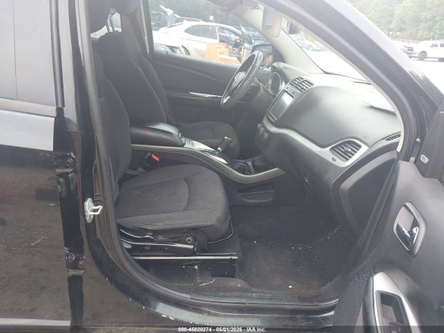 45020274 :رقم المزاد ، 3C4PDCBG8FT645750 vin ، 2015 Dodge Journey Sxt مزاد بيع