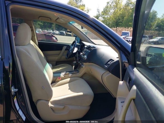 Aukcja sprzedaży 2011 Toyota Highlander Base V6, vin: 5TDBK3EH2BS043225, numer aukcji: 45020279