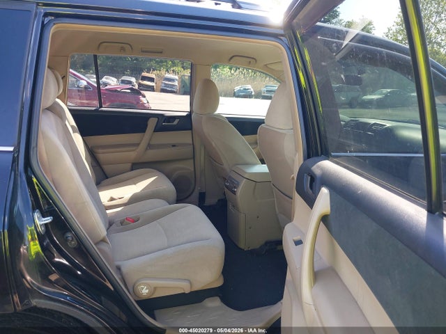 Aukcja sprzedaży 2011 Toyota Highlander Base V6, vin: 5TDBK3EH2BS043225, numer aukcji: 45020279