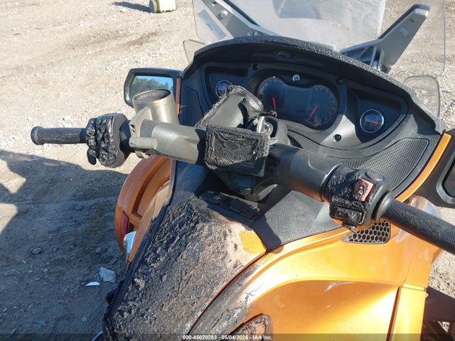 45020283 :رقم المزاد ، 2BXNBDD16EV000499 vin ، 2014 Can-am Spyder Roadster Rt/rts/rt Limited مزاد بيع