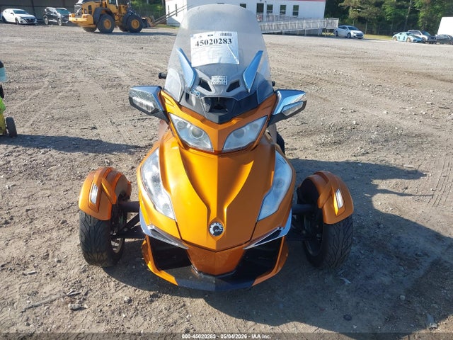 45020283 :رقم المزاد ، 2BXNBDD16EV000499 vin ، 2014 Can-am Spyder Roadster Rt/rts/rt Limited مزاد بيع