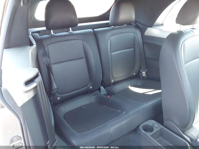 Продаж на аукціоні авто 2013 Volkswagen Beetle 2.5l, vin: 3VW5P7AT2DM800480, номер лоту: 45020298