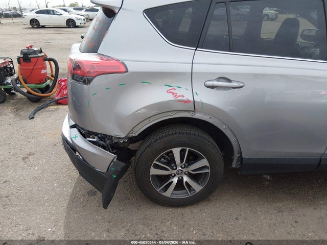 Продажа на аукционе авто 2018 Toyota Rav4 Xle, vin: JTMRFREV9JJ196370, номер лота: 45020344