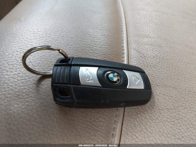 2011 Bmw 328i მანქანა იყიდება აუქციონზე, vin: WBAPH7G53BNM57132, აუქციონის ნომერი: 45020378