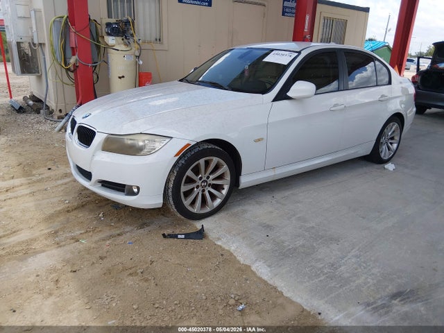 2011 Bmw 328i მანქანა იყიდება აუქციონზე, vin: WBAPH7G53BNM57132, აუქციონის ნომერი: 45020378
