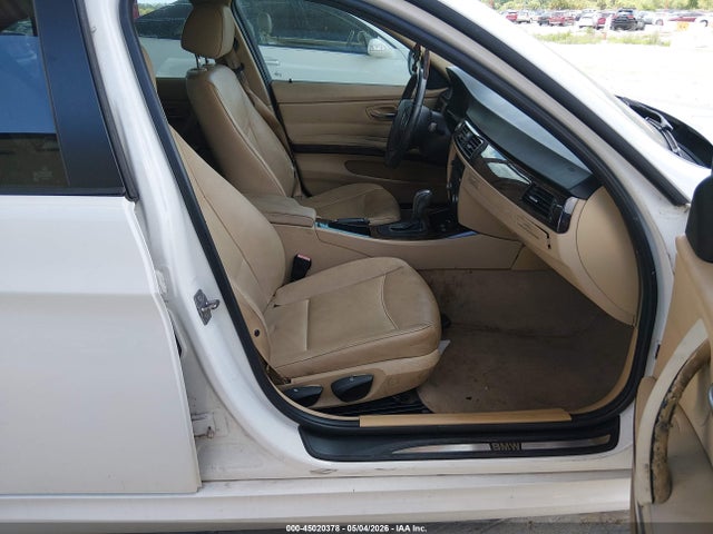 2011 Bmw 328i მანქანა იყიდება აუქციონზე, vin: WBAPH7G53BNM57132, აუქციონის ნომერი: 45020378