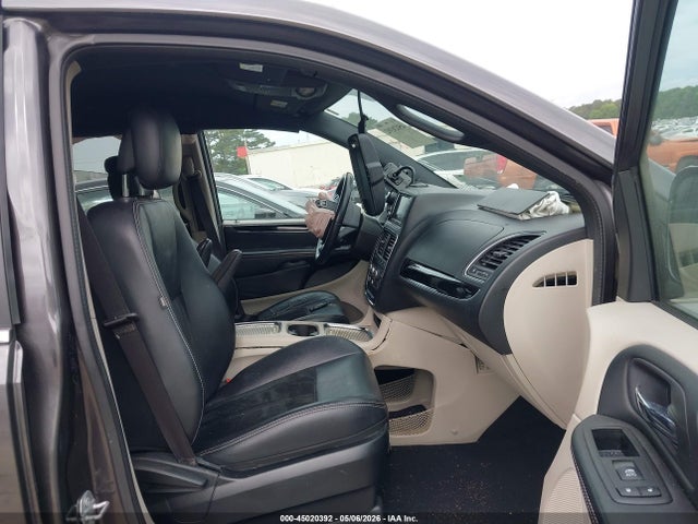 Продажа на аукционе авто 2017 Dodge Grand Caravan Sxt, vin: 2C4RDGCG7HR712679, номер лота: 45020392